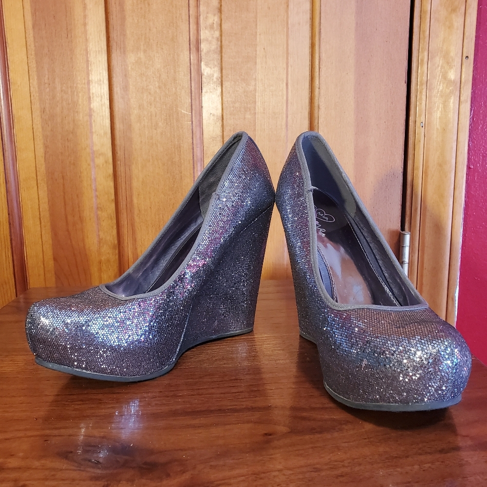 Silver sparkly wedges